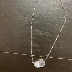 Kendra Scott Elisa Pendant necklace light grey